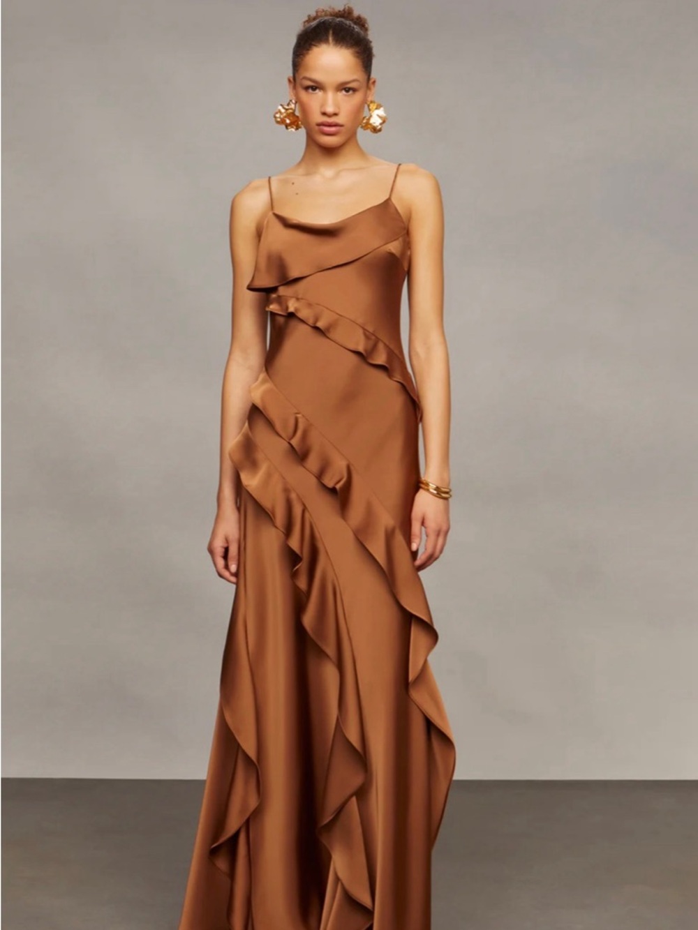 AMUR Ellen Ruffle Gown - Picture 2 of 11